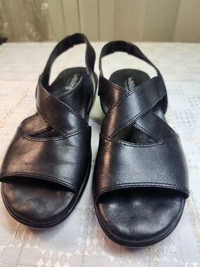 Walking Cradles Black Leather Crossover Slingback Sandals